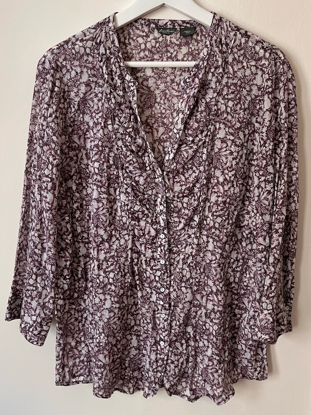 Eddie Bauer • L • 100% Cotton 3/4 Sleeve Split V Neck Floral Top